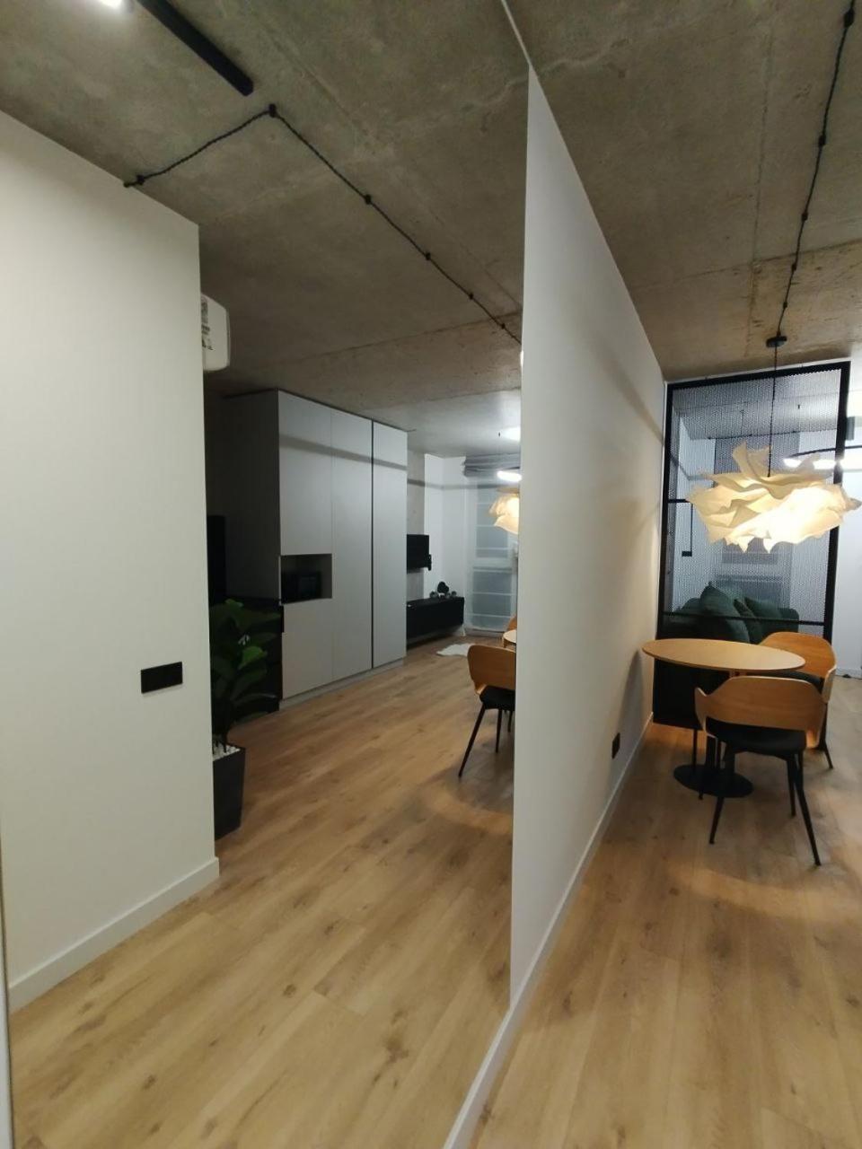 "M&D Apartmentslviv", Loft Complex Great Britain エクステリア 写真
